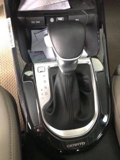Ốp nội thất titan cerato 2019