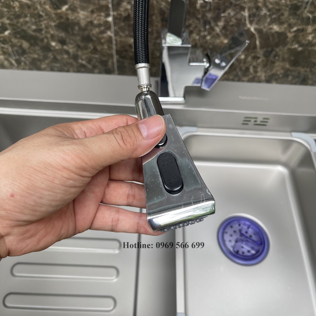 Combo chậu rửa chén 1 hố nano6845 kèm vòi rút dây nóng lạnh vuông cao cấp P8414