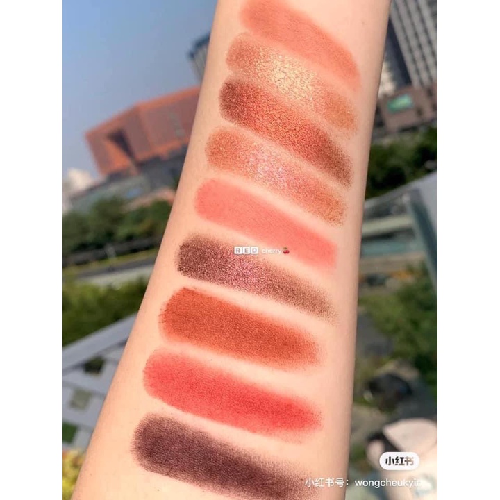 Bảng mắt HUDA BEAUTY Nude Obsessions