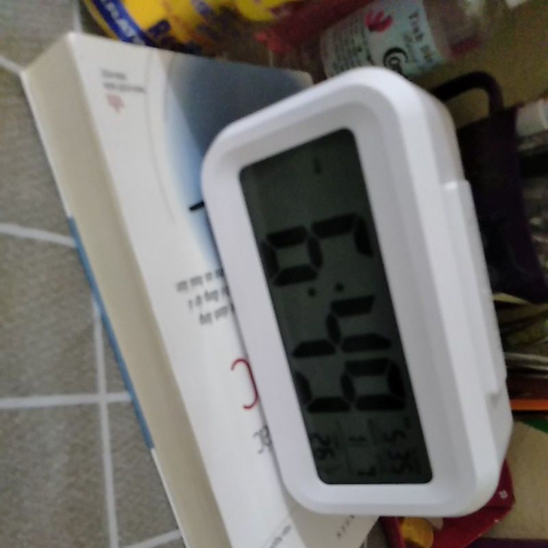 Đồng hồ để bàn siêu đẹp