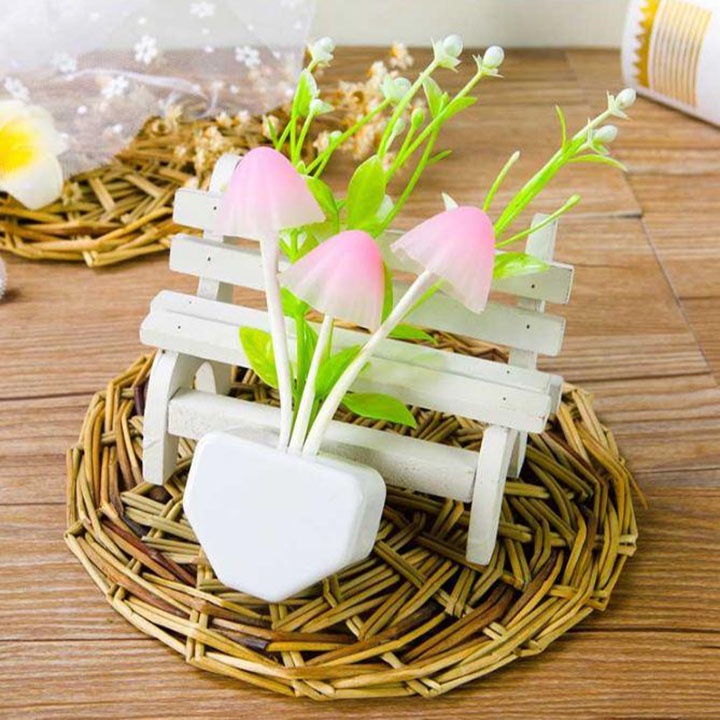 Đèn ngủ  hình cây nấm mini cảm ứng ánh sáng thông minh
