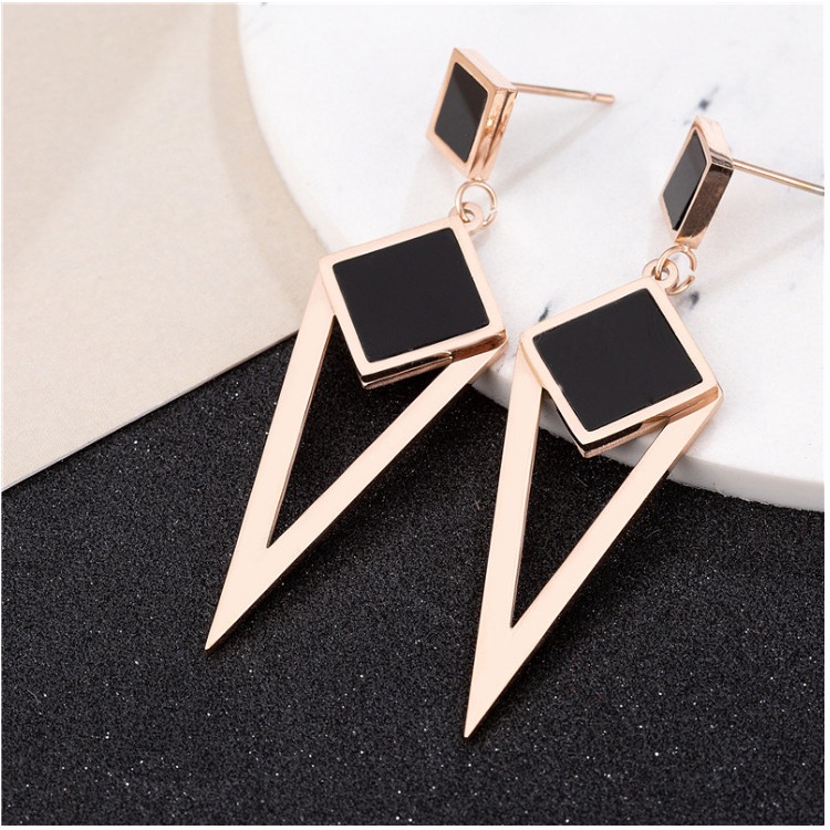 Bông Tai Dự Tiệc 2 Màu Titan Ko Han Rỉ TT 4347