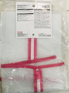Túi giặt Daiso