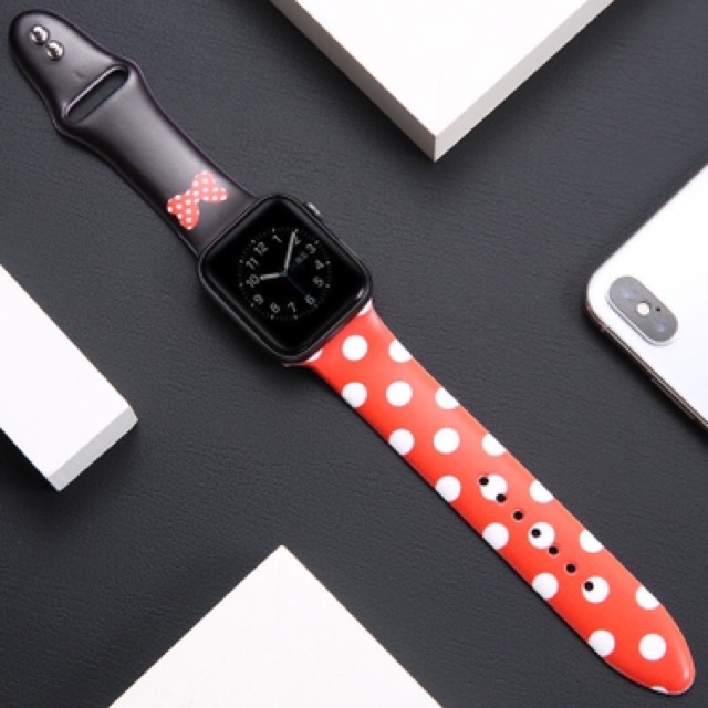 Dây cao su hình disney dễ thương dành cho Apple Watch