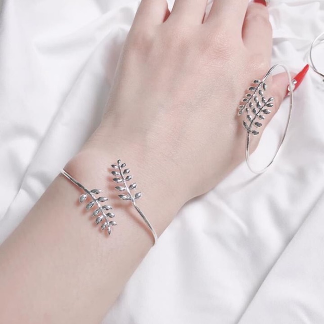 LẮC TAY LÁ SANG CHẢNH CHO NỮ - TRANG SỨC BẠC TA