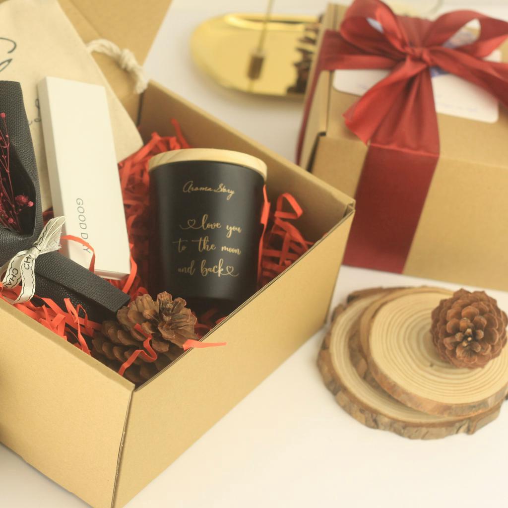 Nến Thơm "Love You To The Moon And Back" Aroma Story, Quà Tặng Nến Thơm Cao Cấp, Thiên Nhiên Size 100g/200g