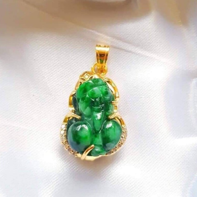 Tỳ hưu sơn thuỷ bọc mặt dây