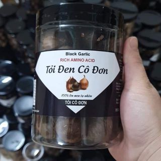 Tỏi đen cô đơn