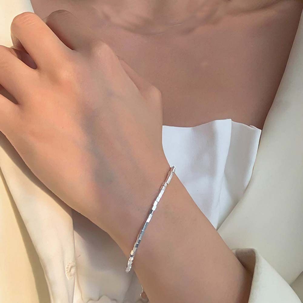 Vòng tay chuỗi hạt nhiều màu sắc bằng kim loại thời trang cá tính cho nữ