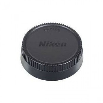 Cap lens và body máy ảnh Nikon
