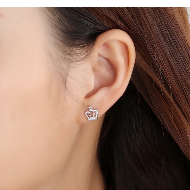 Khuyên tai nụ vương miện nhỏ bạc ta chìa khoá