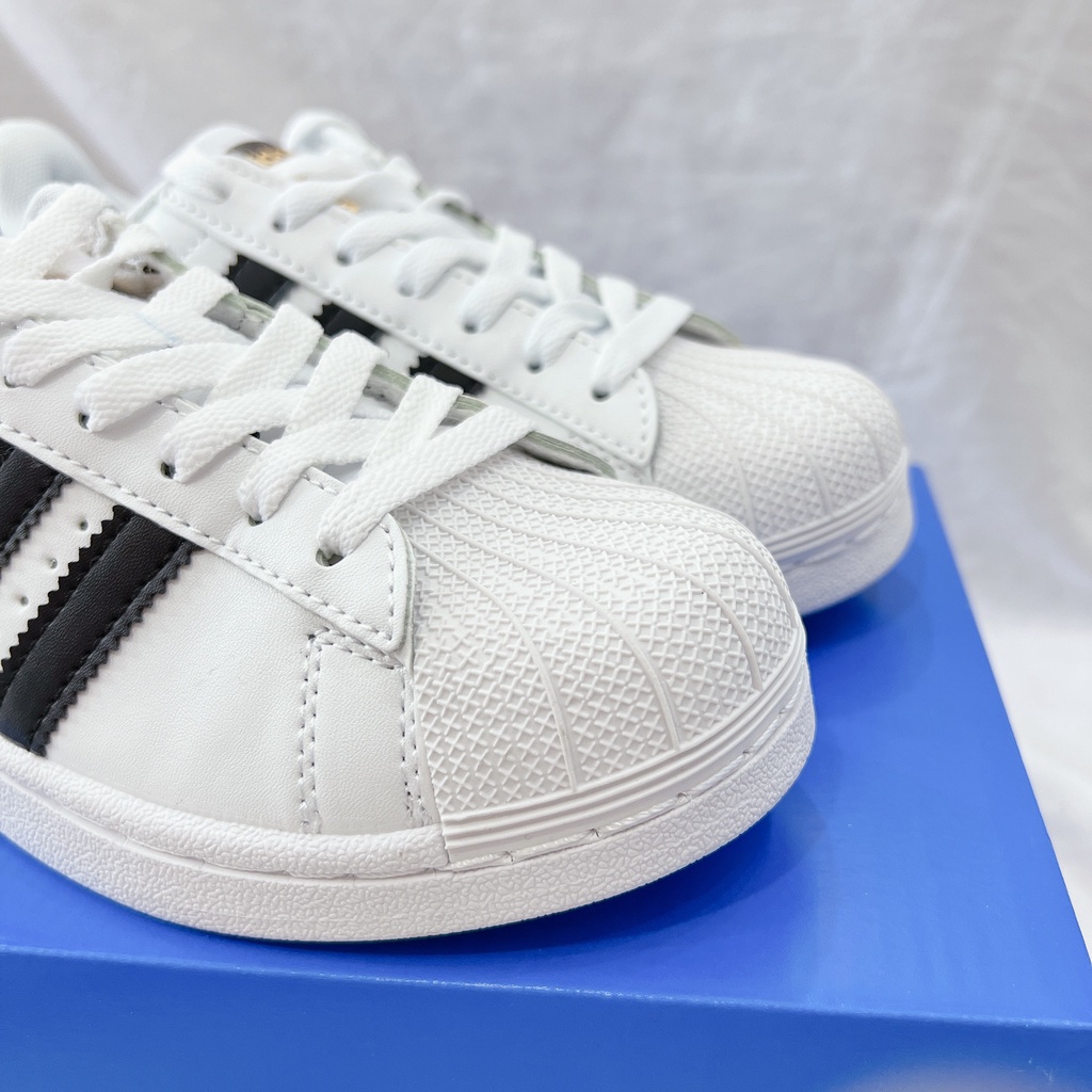 Giày Thể Thao Ngô Thắng Super Trắng Vạch Đen Nam Nữ