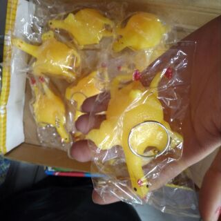 sỉ móc khoá gà đẻ trứng bóp sướng  tay