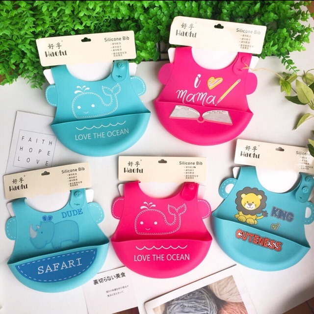 Yếm ăn dặm silicon siêu cute mềm mịn cho bé