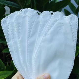 Khẩu trang Yoki 4D bịch 6 chiếc x 10 bịch