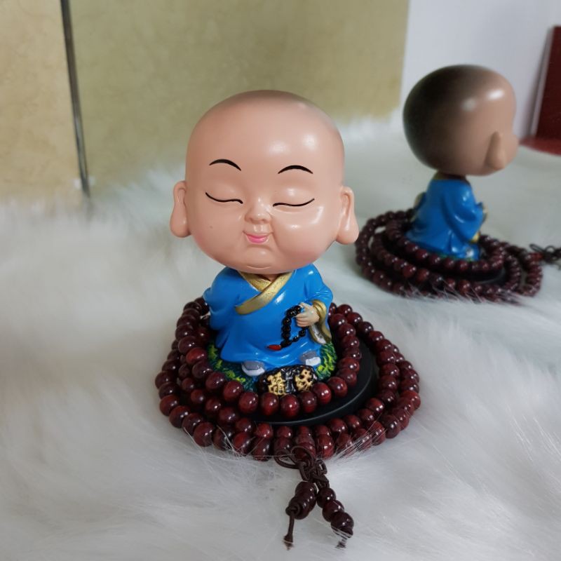 Tượng Chú Tiểu lắc lư