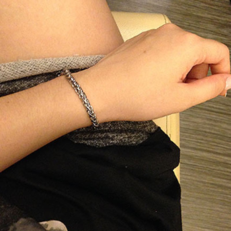Vòng tay kim loại chất liệu hợp kim phong cách Hàn Quốc nữ tính