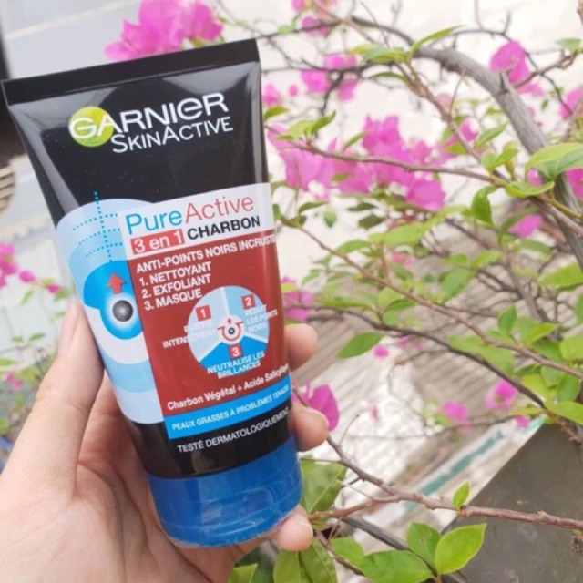 Sữa rửa mặt Garnier 3 in 1