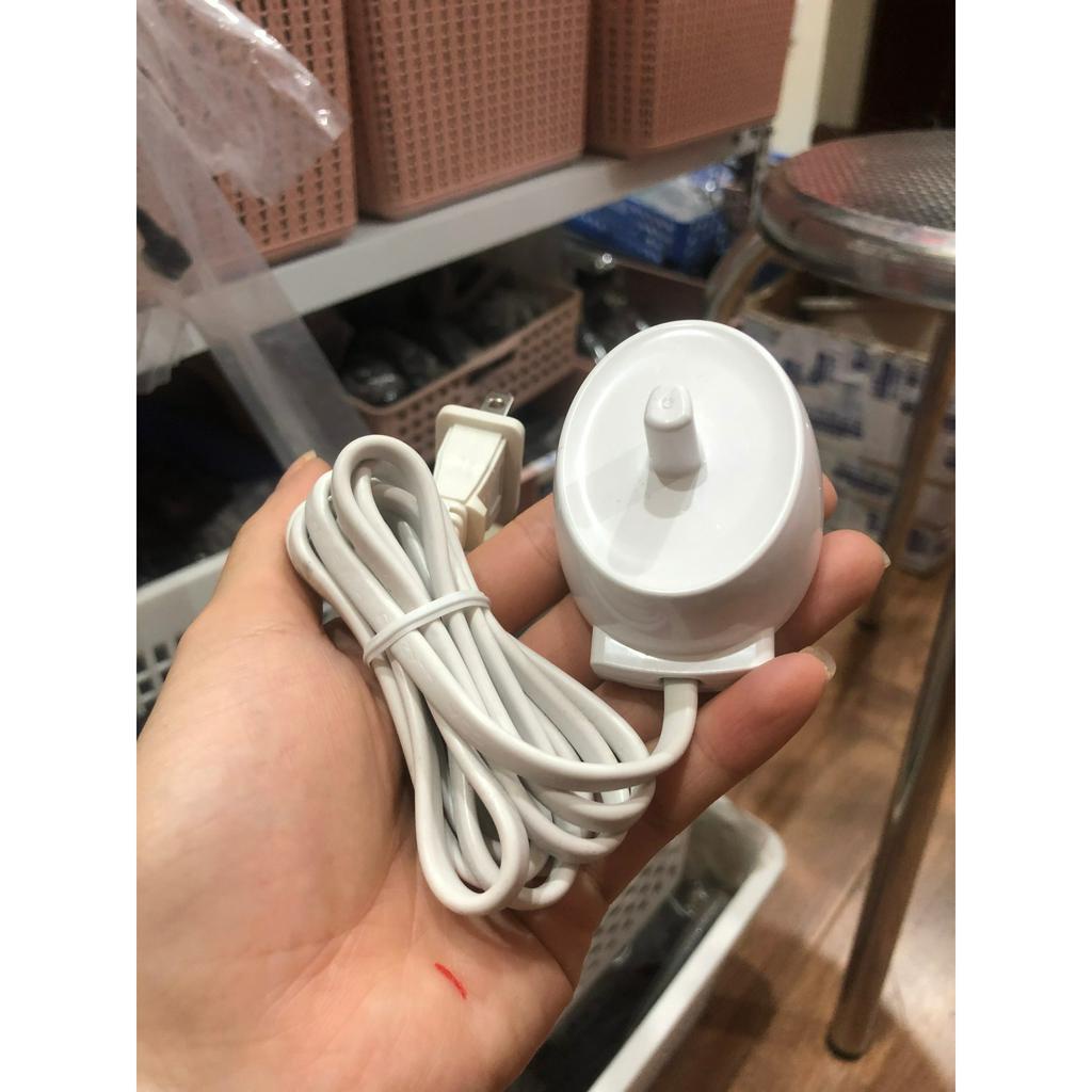 đế sạc điện bàn chải đánh răng hiệu Braun Oral-b chính hãng made in germany
