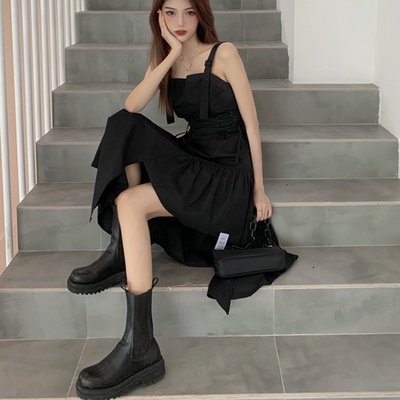 Váy hai dây đen cá tính ulzzang ( có sẵn) | BigBuy360 - bigbuy360.vn