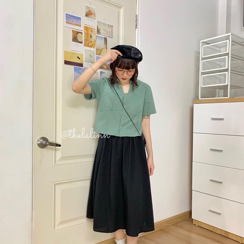 Sơ mi croptop cổ u basic / thelalinn