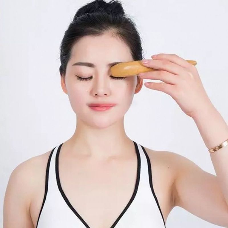 Cạo gió gỗ ấn huyệt bằng gỗ thơm đả thông kinh mạch lưu thông khí huyết