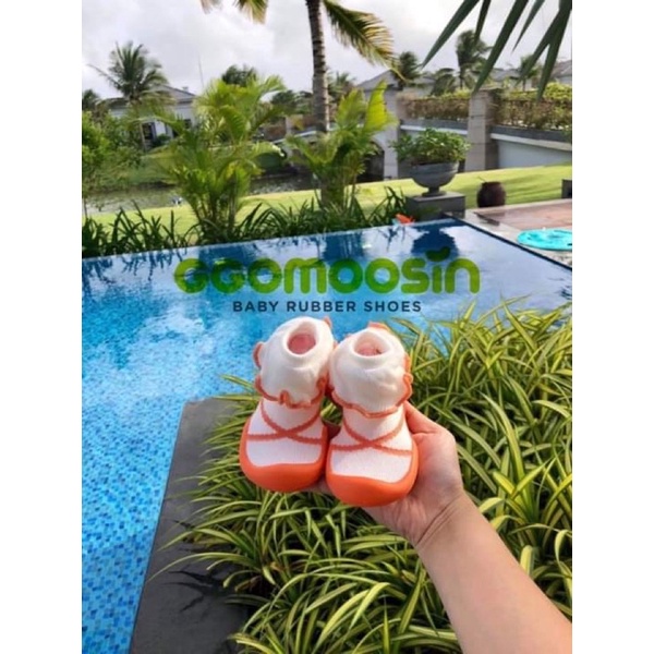 Giày tập đi GGOMOOSIN