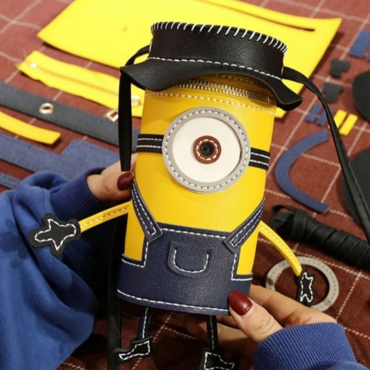 Túi Handmade Tự Đan Minion, Túi Đeo Chéo Siêu Ngầu