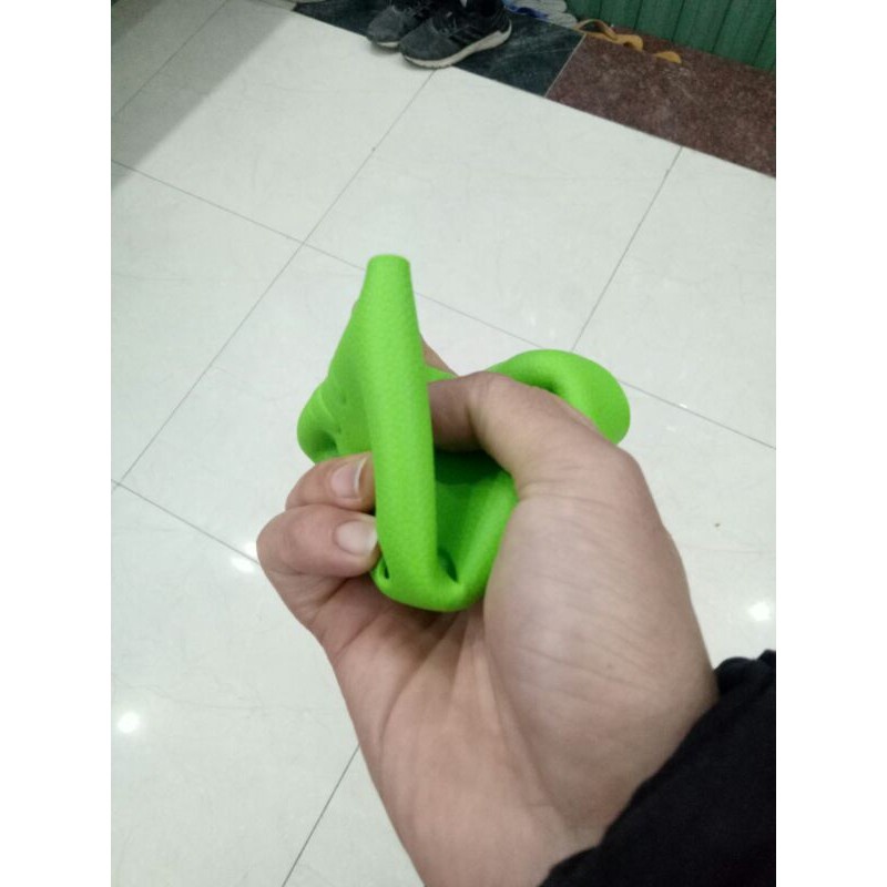 Trò chơi tương tác mặt nạ ếch lưỡi tắc kè