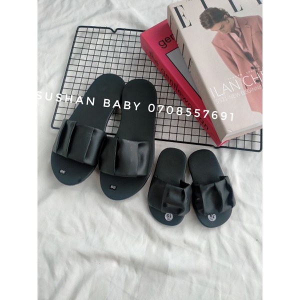 Dép lê mẹ và bé