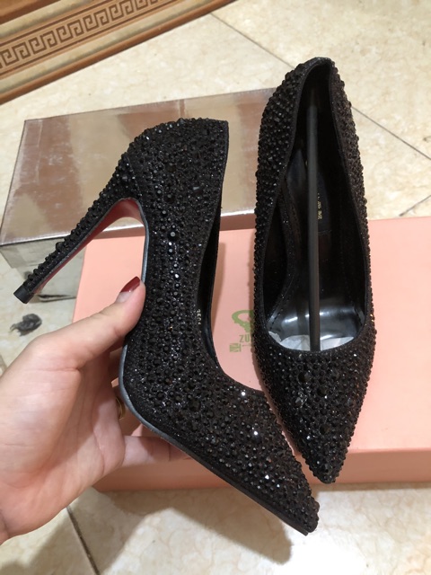 Giày cao gót đính đá