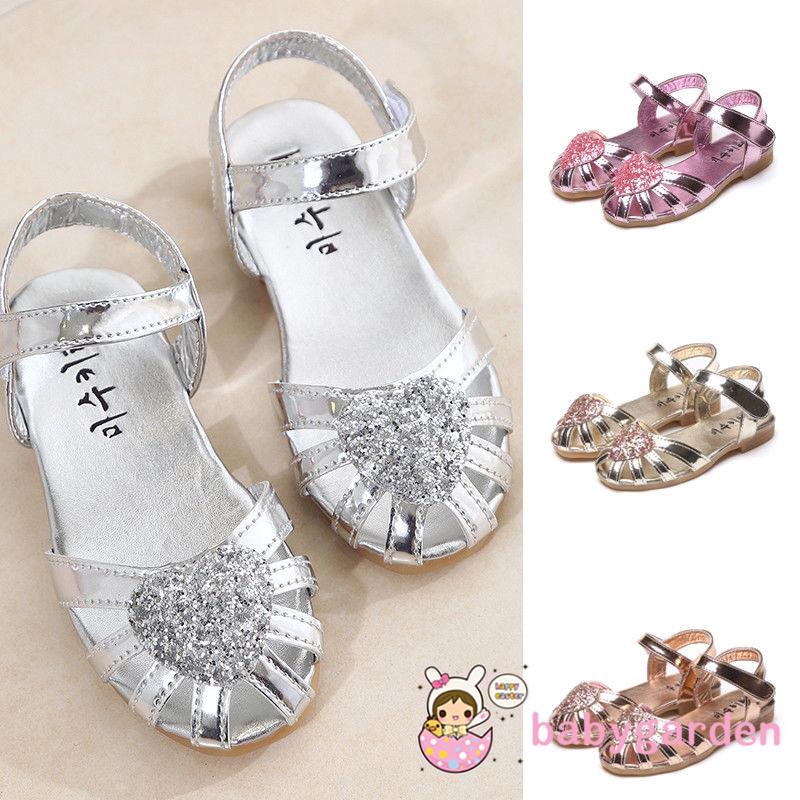 Giày sandal dự tiệc kiểu dáng công chúa cho bé gái