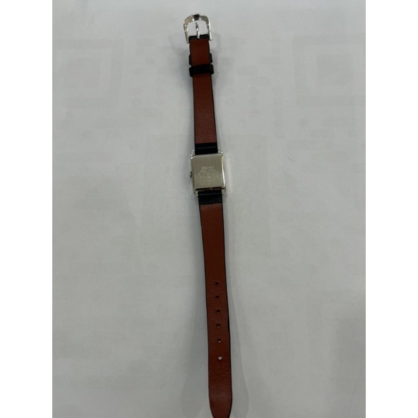 Đồng hồ Nữ Seiko mặt chữ nhật