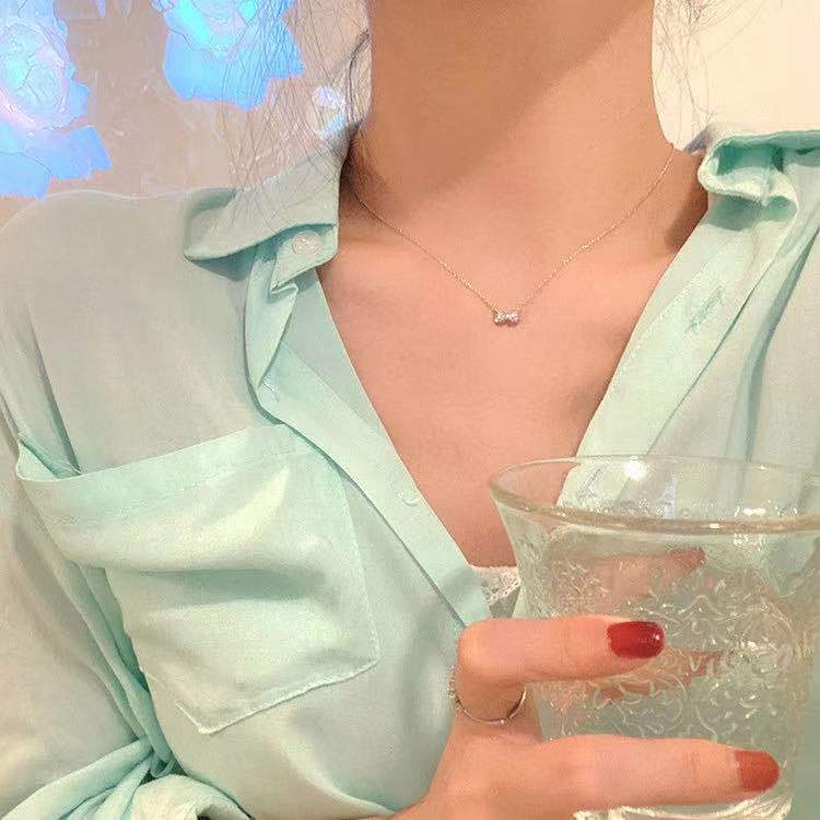Vòng cổ Hình Nơ Nhỏ Nhẹ Nhàng Thiết Kế Đơn Giản Thời Trang 2022 Mới Mẻ Cho Nữ