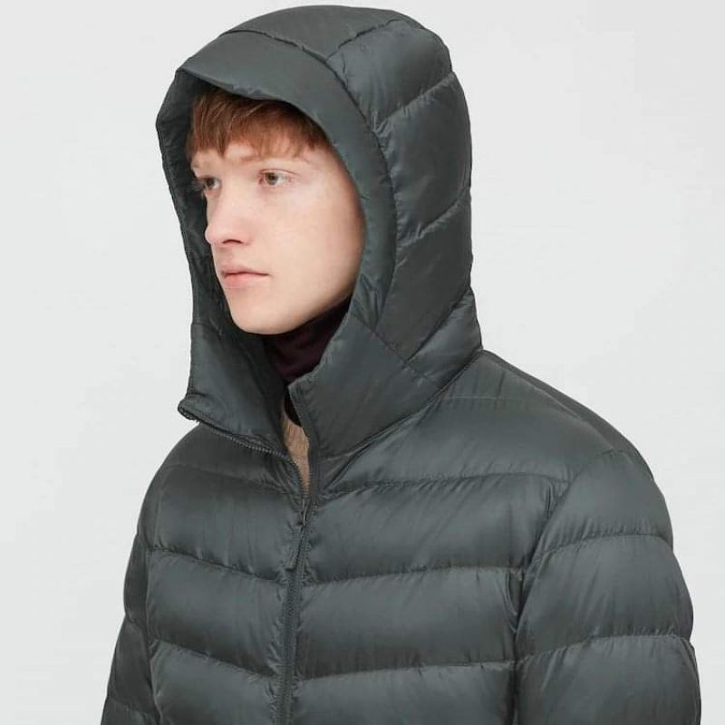 Áo khoác lông vũ siêu nhẹ nam có mũ dòng Ultra Light Down của Uniqlo