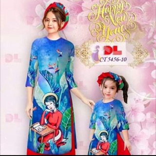 Áo dài cách tân kèm váy mẹ và bé