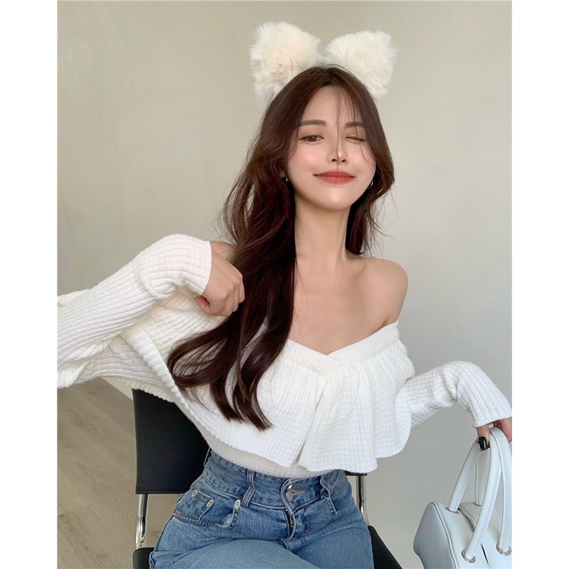 QKOOLE  Áo dệt kim cổ chữ V viền bèo nhún điệu đà phong cách Hàn Quốc