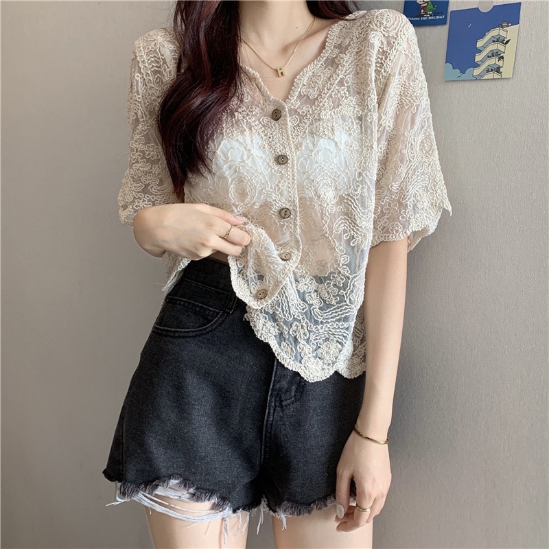G35. 402. ÁO REN HOA KHUY DỌC