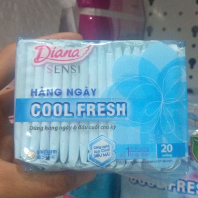 Băng vệ sinh hàng ngày Diana Sensi Cool Fresh 20 miếng