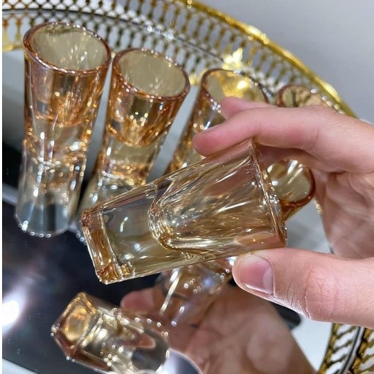 Ly uống rượu đế dày BEEMART có thể dùng trong quán bar, làm decor