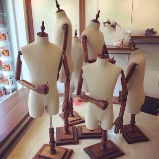 Manocanh nam tay gỗ màu nâu