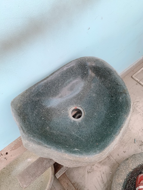 Lavabo đá cuội