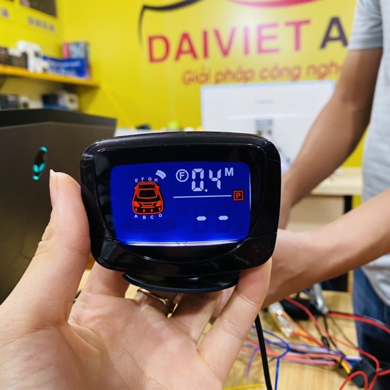 CẢM BIẾN TIẾN LÙI CẢNH BÁO VA CHẠM XE Ô TÔ 8 MẮT MÀN HÌNH LCD | ĐẠI VIỆT AUTO