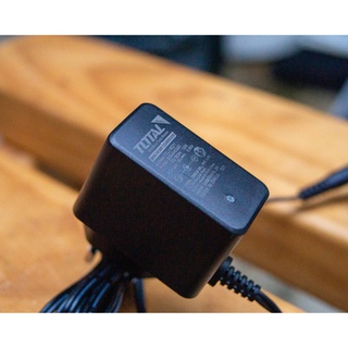 Sạc pin S12V Total TCLI12071