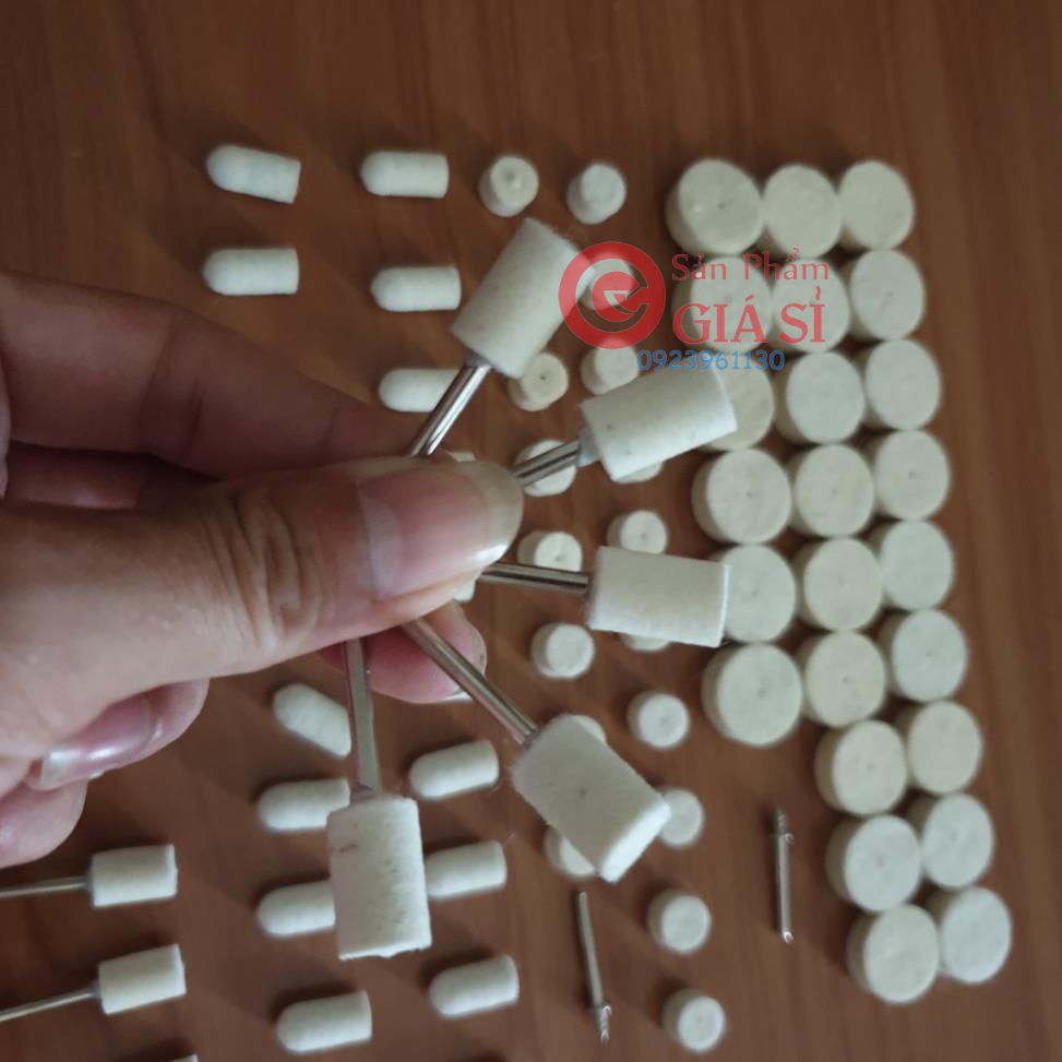 Bộ đánh bóng đầu lông cừu nỉ đánh bóng chân cán 3ly dùng cho máy khoan mài mini (72 đầu bông + 2 cán + 2 lọ đánh bong) ❤