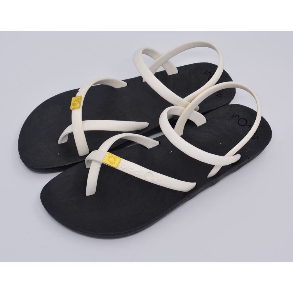 Giày xỏ ngón Blackout