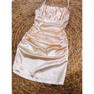 Thanh lý đầm nude sáng S