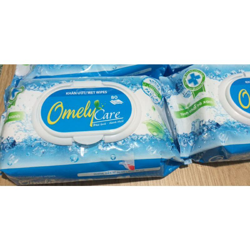 Khăn Ướt Omely Care cao cấp tinh chất trà xanh gói 80 tờ