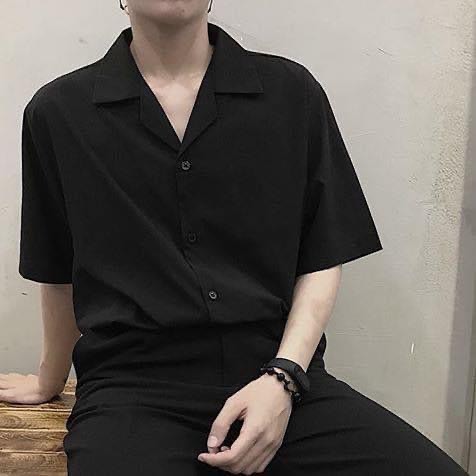 Áo sơ mi trơn trắng / đen cổ vest form rộng unisex