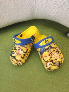 GIÀY TRẺ EM MINION (YELLOW)